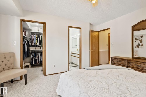 9532 175 Avenue Nw, Edmonton, AB 