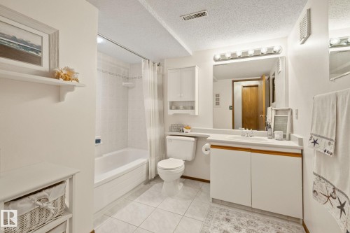 9532 175 Avenue Nw, Edmonton, AB 