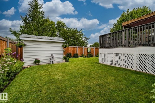 9532 175 Avenue Nw, Edmonton, AB 