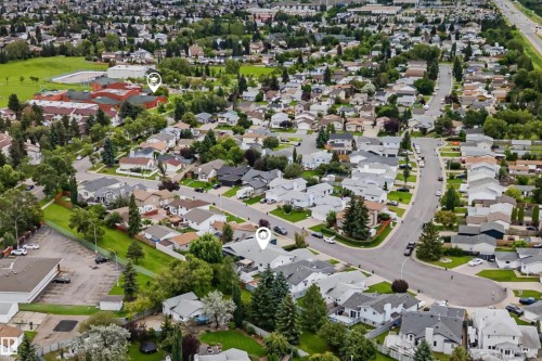 9532 175 Avenue Nw, Edmonton, AB 
