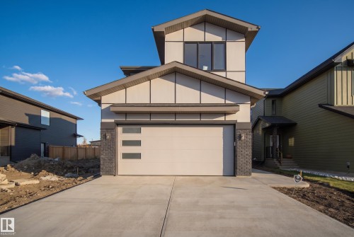 87 NEWBURY Circle   Sherwood Park, AB T8B 0E9