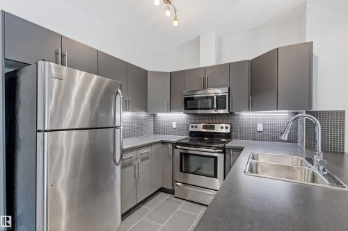 #210 10611 117 St Nw, Edmonton, AB 