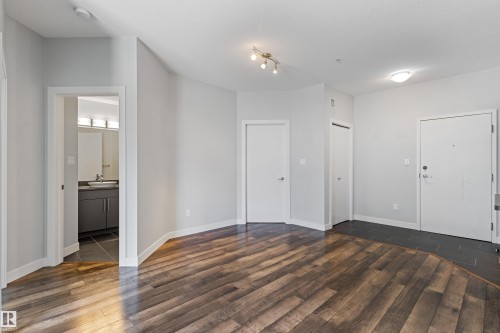 #210 10611 117 St Nw, Edmonton, AB 