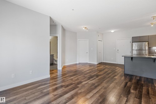 #210 10611 117 St Nw, Edmonton, AB 