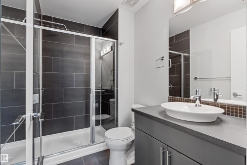 #210 10611 117 St Nw, Edmonton, AB 
