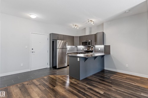 #210 10611 117 St Nw, Edmonton, AB 