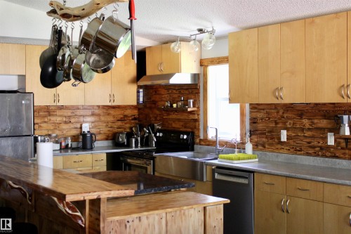 624072 Rge Road 241, Rural Athabasca County, AB 