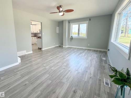 4211 Twp Rd 580, Rural Barrhead County, AB 