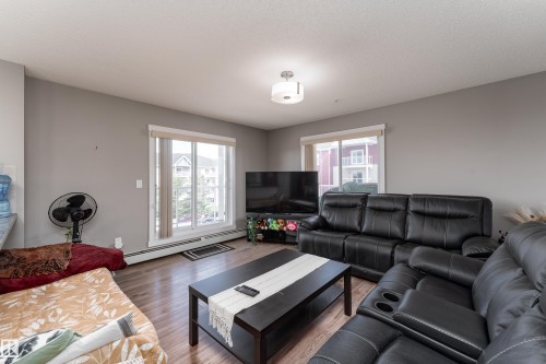 #302 2229 44 Av Nw, Edmonton, AB 
