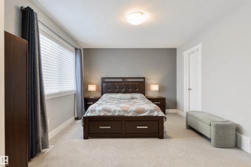 1348 157 Street Sw, Edmonton, AB 