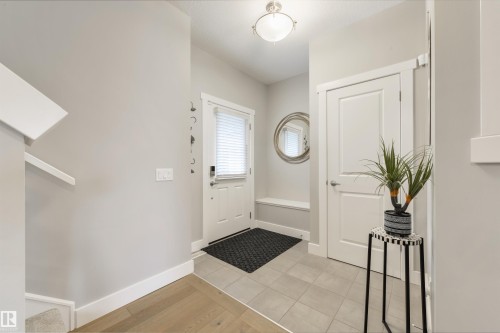 1348 157 Street Sw, Edmonton, AB 