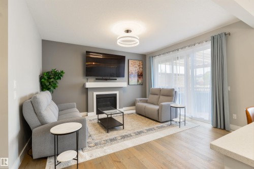 1348 157 Street Sw, Edmonton, AB 