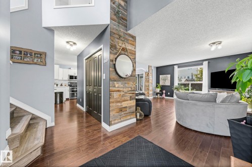 3113 41A Avenue Nw, Edmonton, AB 