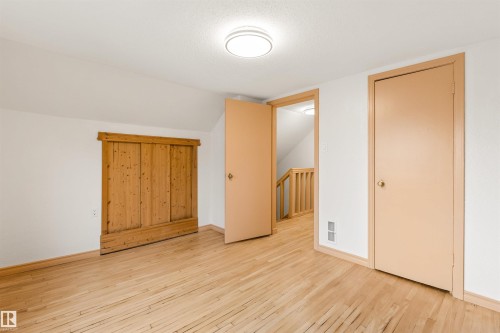 11230 75 Avenue Nw, Edmonton, AB 