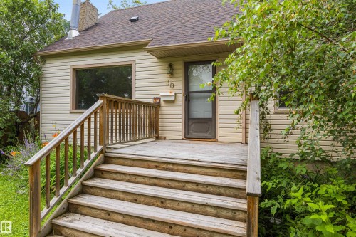 11230 75 Avenue Nw, Edmonton, AB 