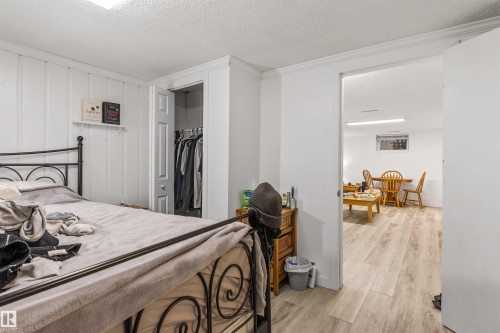 11230 75 Avenue Nw, Edmonton, AB 