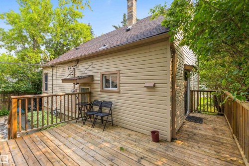 11230 75 Avenue Nw, Edmonton, AB 