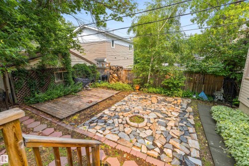 11230 75 Avenue Nw, Edmonton, AB 