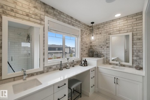 1024 Berg Place, Leduc, AB 