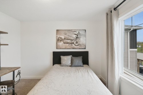 1024 Berg Place, Leduc, AB 