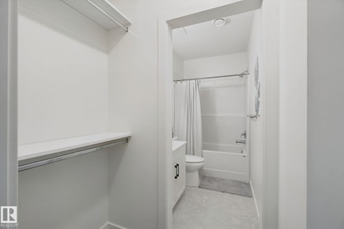 1024 Berg Place, Leduc, AB 