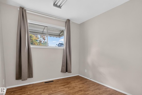 10508 60A Avenue Nw, Edmonton, AB 