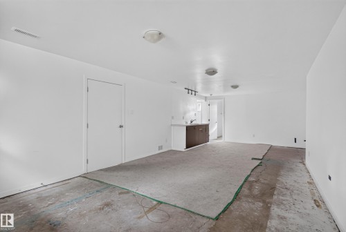 10508 60A Avenue Nw, Edmonton, AB 