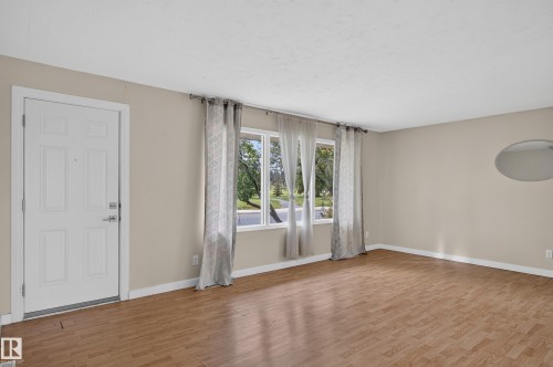 10508 60A Avenue Nw, Edmonton, AB 