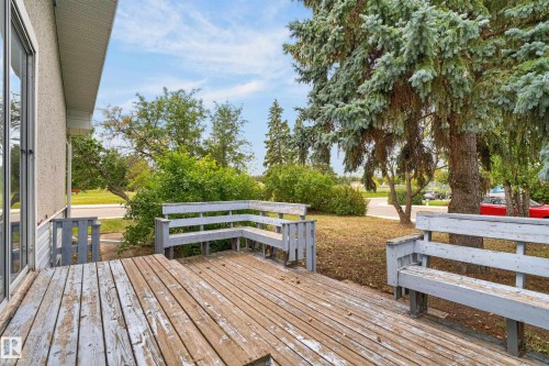 10508 60A Avenue Nw, Edmonton, AB 