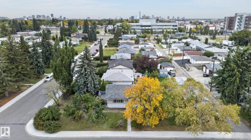 10508 60A Avenue Nw, Edmonton, AB 