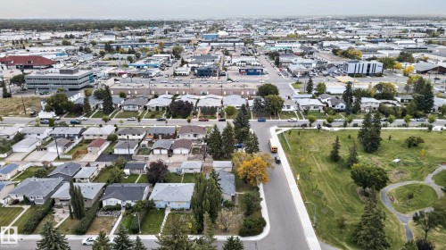 10508 60A Avenue Nw, Edmonton, AB 