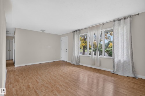 10508 60A Avenue Nw, Edmonton, AB 