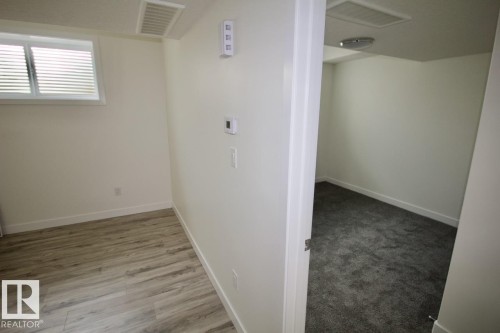 #BSMT 8841 CARSON WY SW SW , Edmonton, AB T6W 5B8 2