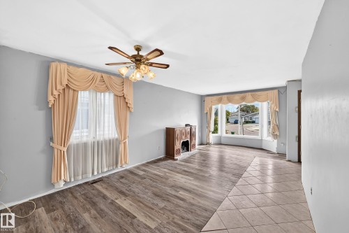 12424 46 Street Nw, Edmonton, AB 