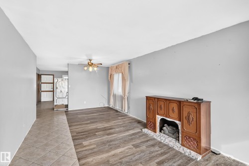 12424 46 Street Nw, Edmonton, AB 