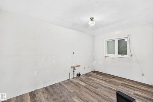 12424 46 Street Nw, Edmonton, AB 