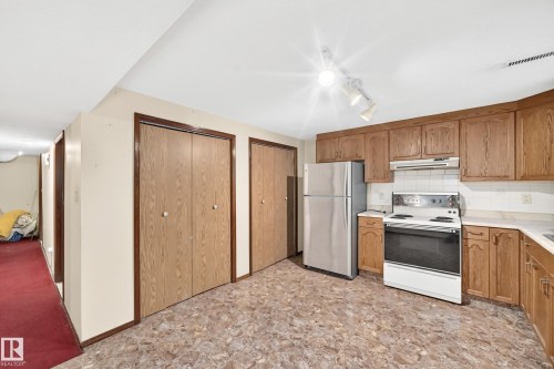 12424 46 Street Nw, Edmonton, AB 