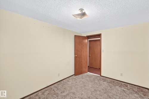12424 46 Street Nw, Edmonton, AB 