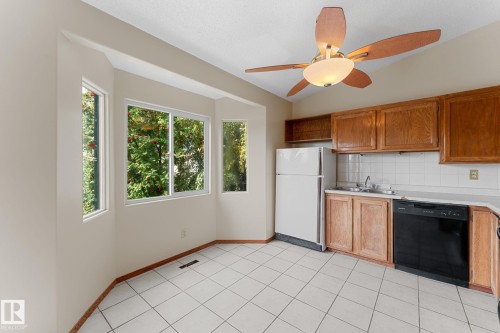 9147 180A Avenue Nw, Edmonton, AB 