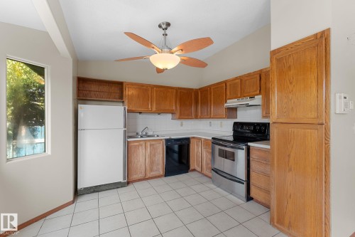 9147 180A Avenue Nw, Edmonton, AB 