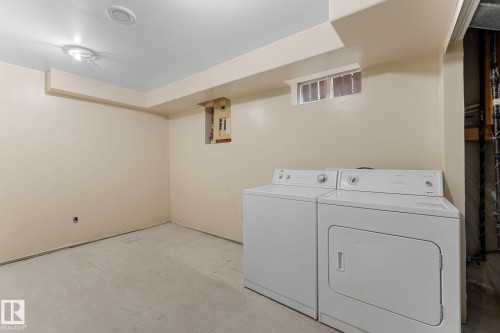 9147 180A Avenue Nw, Edmonton, AB 