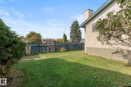 9147 180A Avenue Nw, Edmonton, AB 