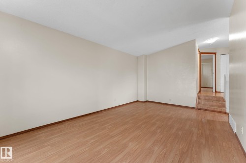 9147 180A Avenue Nw, Edmonton, AB 