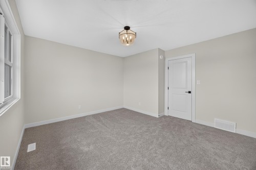 205 Hampshire, Sherwood Park, AB 
