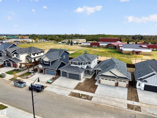 205 Hampshire, Sherwood Park, AB 