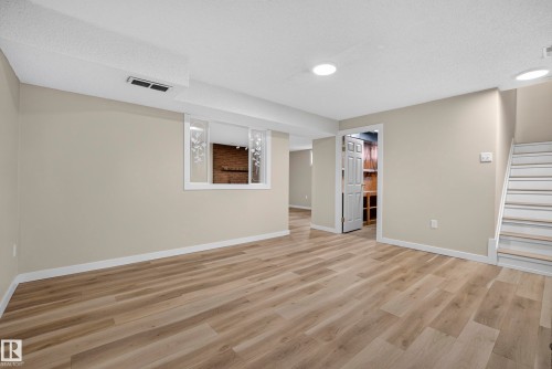 64 Lorraine Crescent, St. Albert, AB 