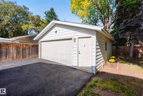 64 Lorraine Crescent, St. Albert, AB 