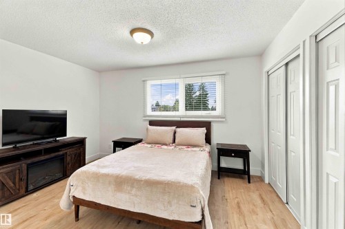 5907 53A Avenue, Redwater, AB 