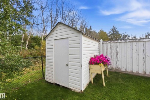 5907 53A Avenue, Redwater, AB 