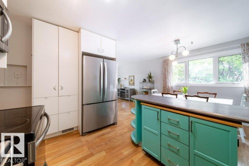 9512 76 Street Nw, Edmonton, AB 